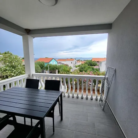 Apartman Lucic *