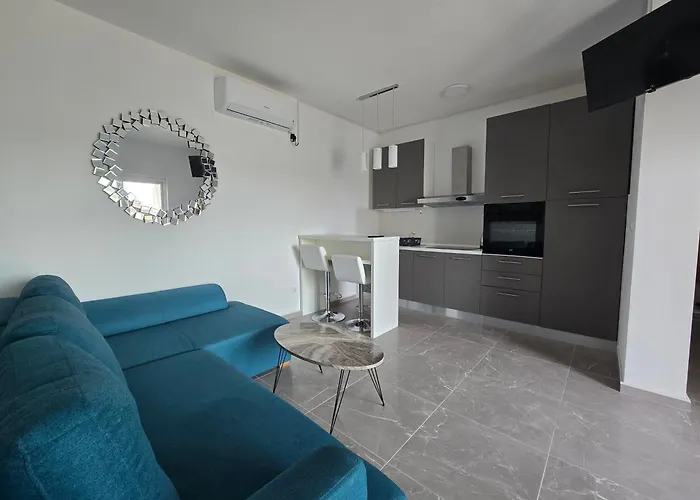 Lucic Apartment *